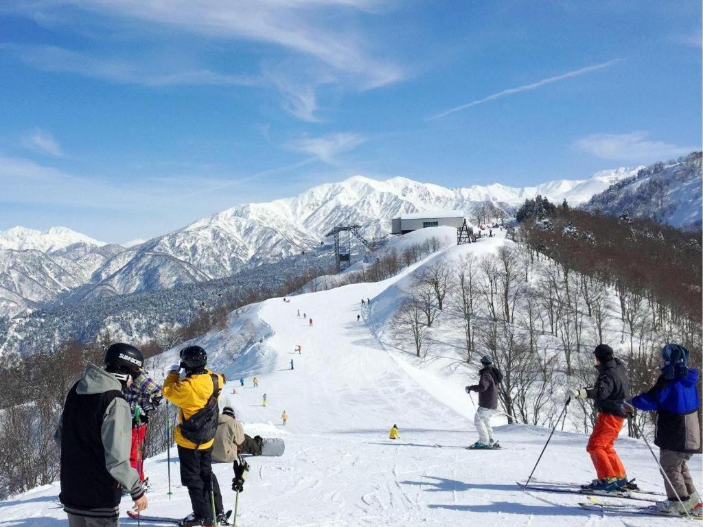 Tateyama Kokusai Hotel Тояма Екстер'єр фото