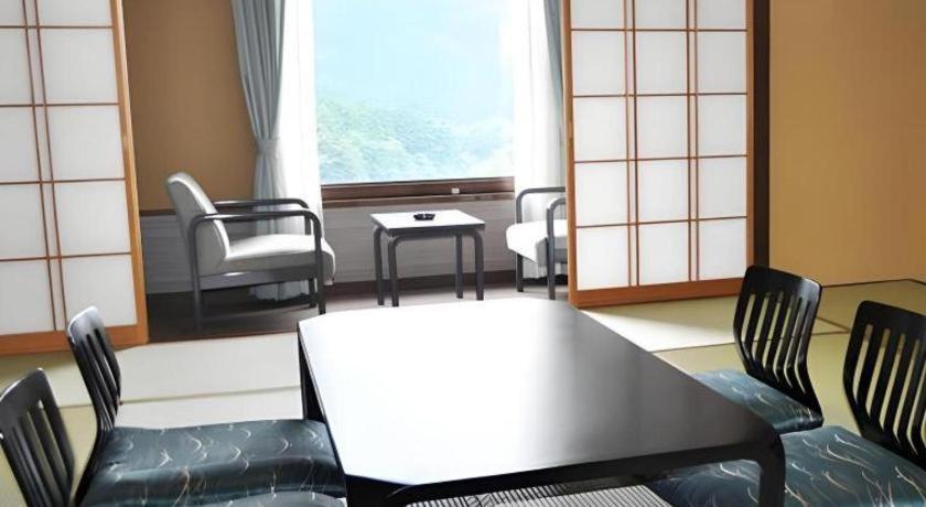Tateyama Kokusai Hotel Тояма Екстер'єр фото